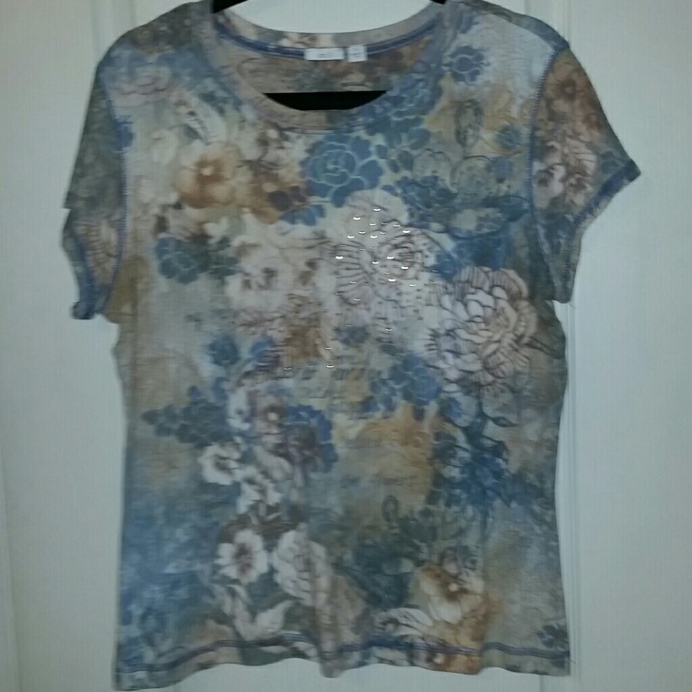 SALE! Top
